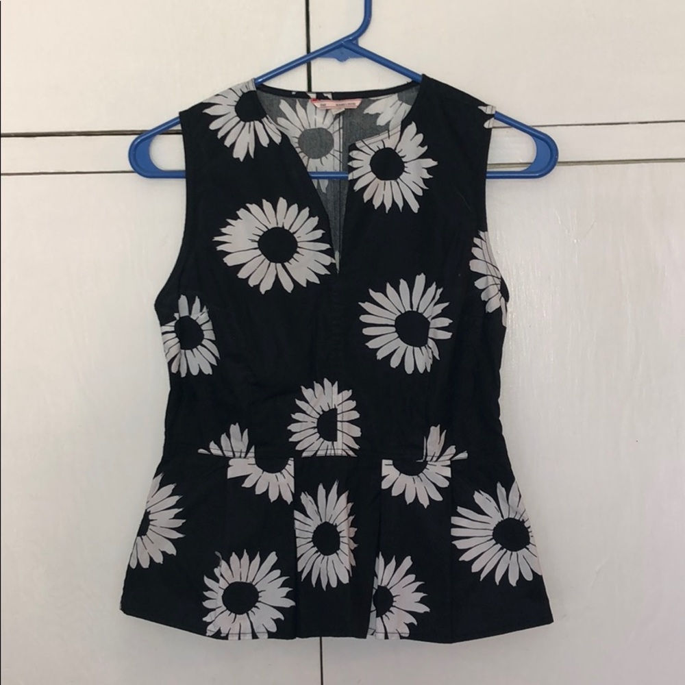 Gap sunflower peplum top!